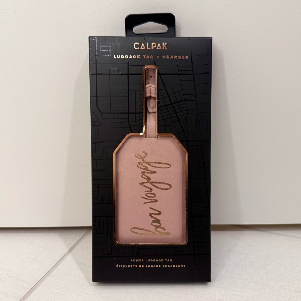 Calpak Luggage Tag with Charger